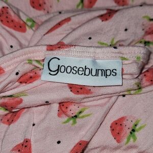 Goosebumps Adult Swaddle